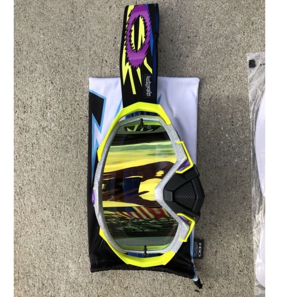 Oakley Mayhem MX Goggles Mens - Picture 3 of 3